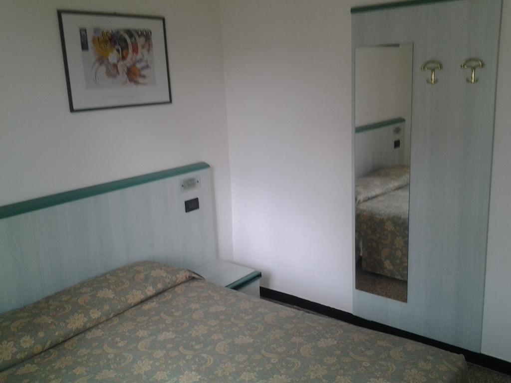Hotel Lady Susanna ヴァラッツェ エクステリア 写真